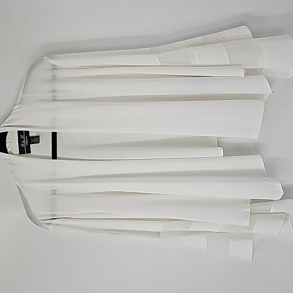 R&M Collection Elegant Creamy White Bell Sleeve Open Front Shrug Jacket - Picture 15 of 15